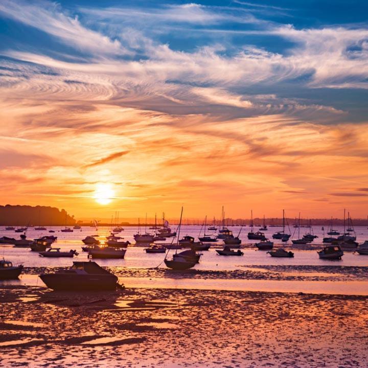 Rooms At The Quayside - Stylish En-Suite Rooms On Poole Quay All Fully Refurbed Exterior photo