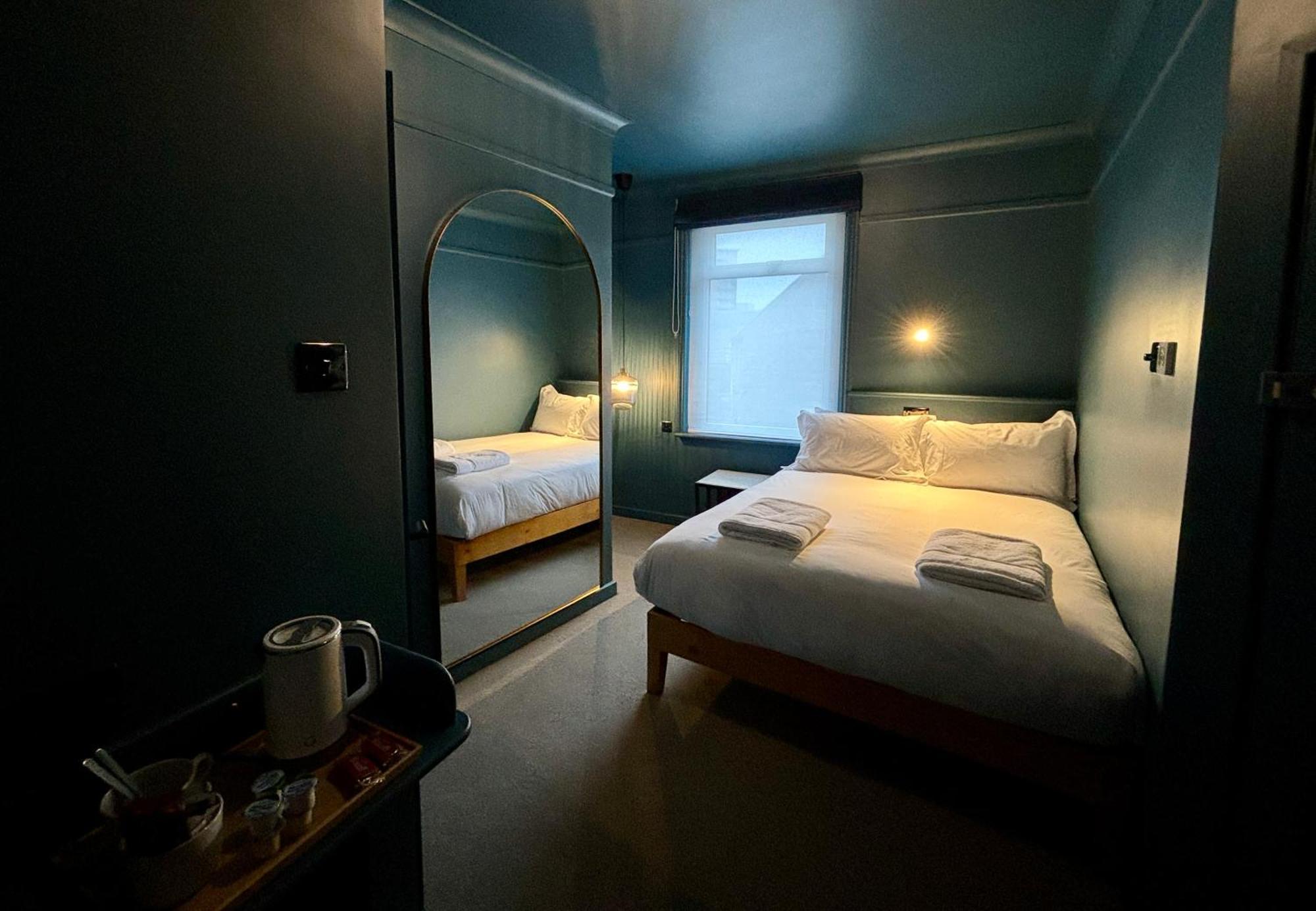 Rooms At The Quayside - Stylish En-Suite Rooms On Poole Quay All Fully Refurbed Exterior photo